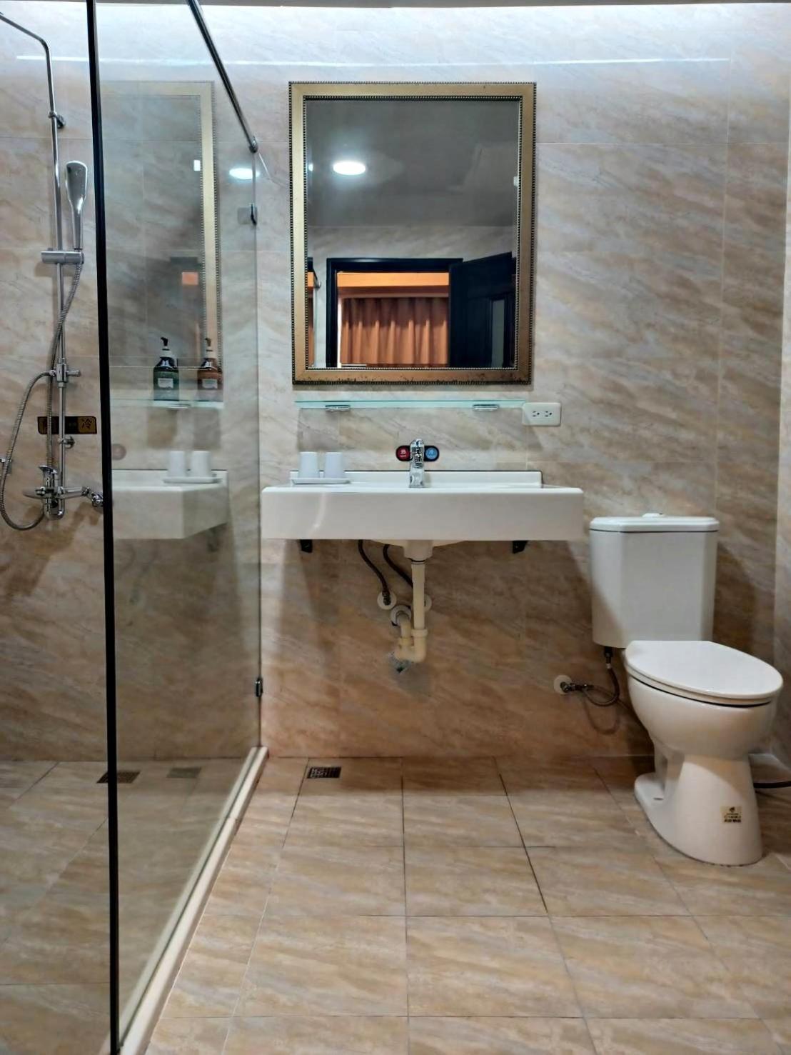 Crystal Hotel Puli Ngoại thất bức ảnh